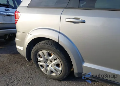 2018 Dodge Journey Se z USA, uszkodzony, nr VIN 3C4PDCAB7JT447949